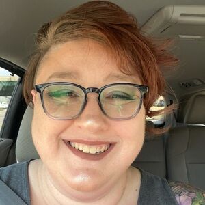 Meet your Posher, Whitney